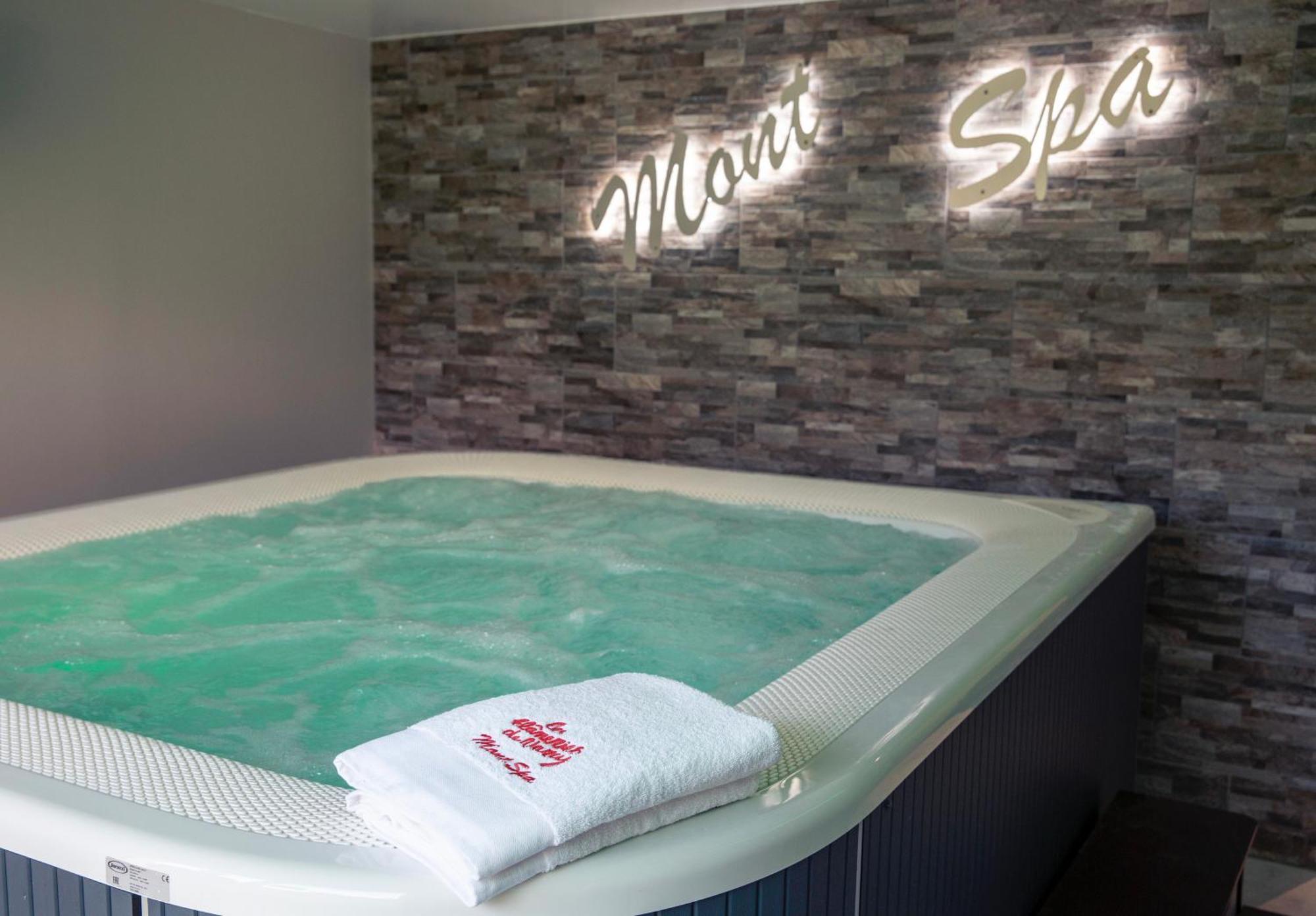 فيلا Le Relais De La Fontaine & Jacuzzi Montcornet  المظهر الخارجي الصورة